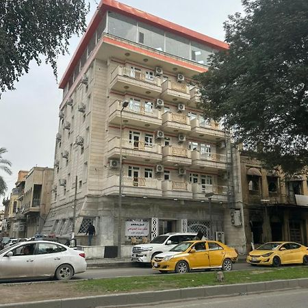 Malik Dijlah Hotel Bagdad Buitenkant foto