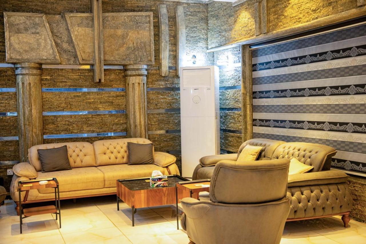 Malik Dijlah Hotel Bagdad Buitenkant foto
